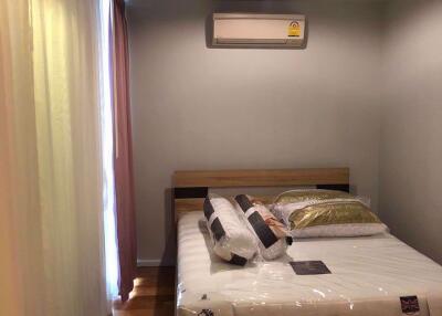 Studio bed Condo in Focus on Saladaeng Bang Rak District C05666