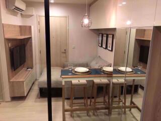 Studio bed Condo in Life Asoke Huai Khwang District C05653