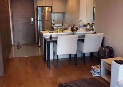 1 bed Condo in The Address Sathorn Silom Sub District C05641