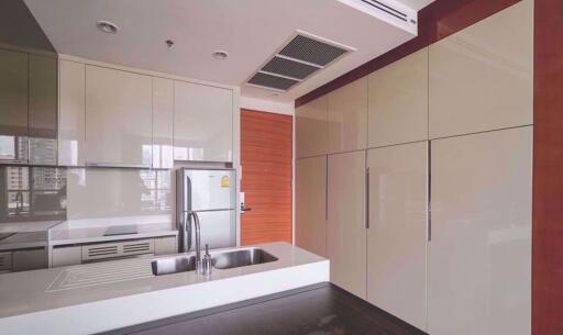 1 bed Condo in The Address Sukhumvit 28 Khlongtan Sub District C05629