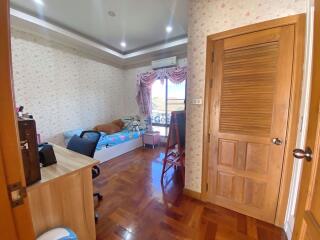 4 Bedrooms House in Grange Park East Pattaya H011051