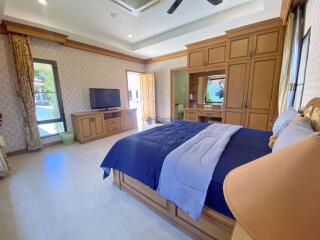 4 Bedrooms House in Grange Park East Pattaya H011051