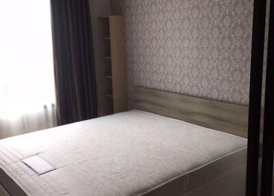 Studio bed Condo in Life Asoke Huai Khwang District C05621