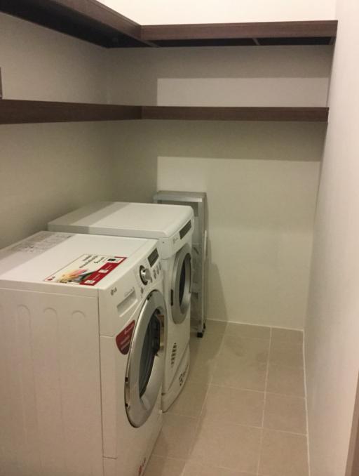 3 bed Condo in The Capital Ekamai - Thonglor Bangkapi Sub District C05618