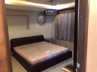 2 bed Condo in Baan Prompong Khlong Tan Nuea Sub District C05609