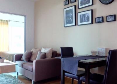 1 bed Condo in The Seed Musee Khlongtan Sub District C05589