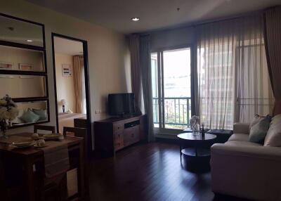 2 bed Condo in The Address Chidlom Lumphini Sub District C05587