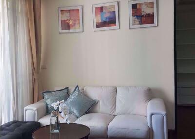 2 bed Condo in The Address Chidlom Lumphini Sub District C05587