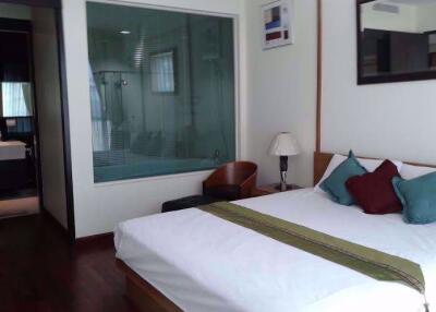 2 bed Condo in The Address Chidlom Lumphini Sub District C05587