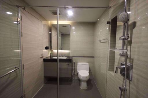 2 ห้องนอน, 2 ห้องน้ำ คอนโด ราคา ฿ 65,000/เดือน
