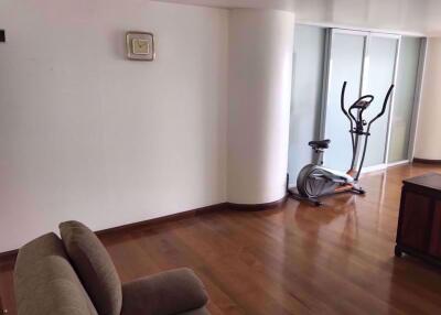 1 bed Condo in State Tower Bang Rak District C0005559