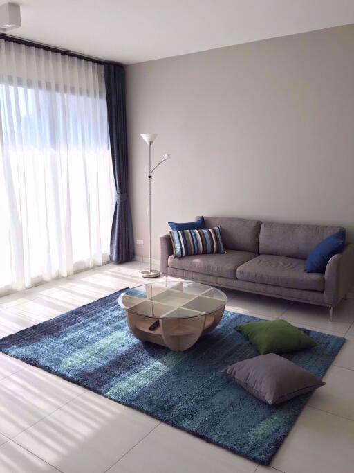 2 bed Condo in The Lofts Ekkamai Watthana District C0005503