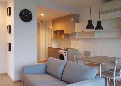 2 bed Condo in Ideo Q Ratchathewi Thanonphayathai Sub District C0005498
