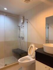 2 bed Condo in Sukhumvit Living Town Khlong Toei Nuea Sub District C0005448