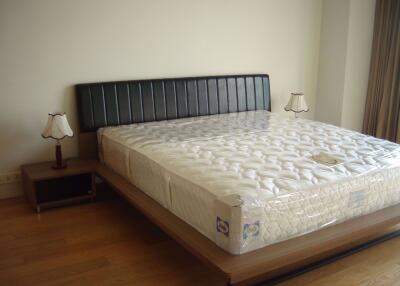 3 bed Condo in The Met Thungmahamek Sub District C0005446