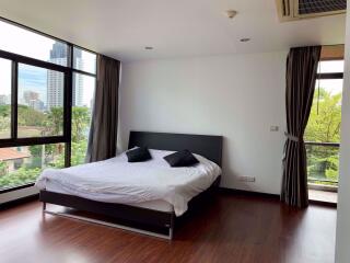 3 bed Condo in Baan Ananda Khlong Tan Nuea Sub District C0005443