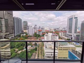 2 bed Condo in The Lofts Asoke Watthana District C0005401