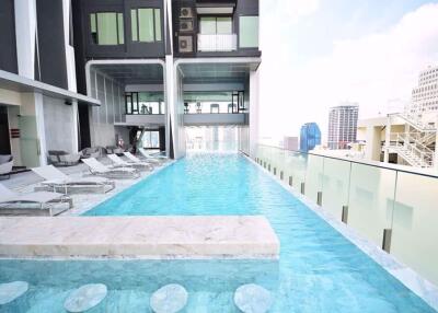 1 bed Condo in Edge Sukhumvit 23 Khlong Toei Nuea Sub District C005334