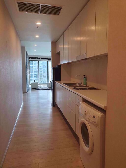 1 bed Condo in Noble Solo Watthana District C005170