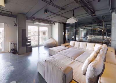 3 ห้องนอน, 3 ห้องน้ำ คอนโด ราคา ฿ 19,900,000