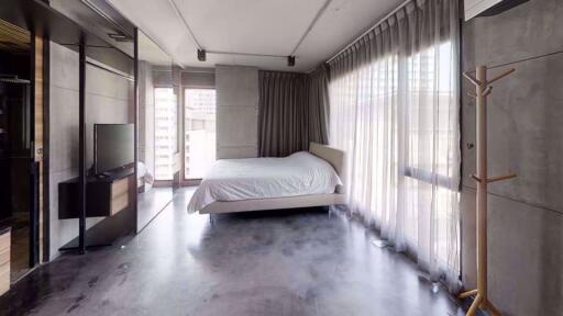 3 bed Condo in The Clover Khlong Tan Nuea Sub District C005112