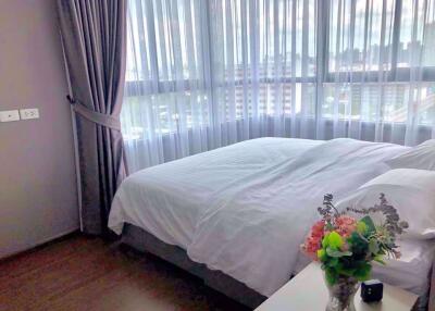 2 bed Condo in Ideo Sukhumvit 93 Phrakhanong District C005125