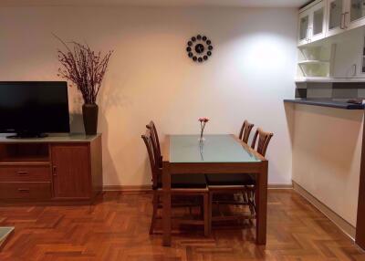 2 bed Condo in Regent Royal Place 1 Lumphini Sub District C005124