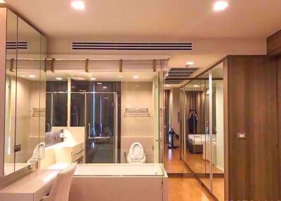 1 bed Condo in The Address Sathorn Silom Sub District C005120