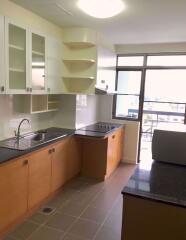 3 bed Condo in Royal Castle Khlong Tan Nuea Sub District C005087