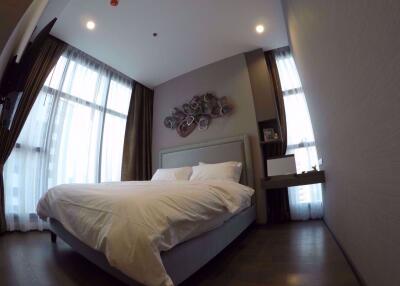 2 bed Condo in The Diplomat Sathorn Silom Sub District C005084