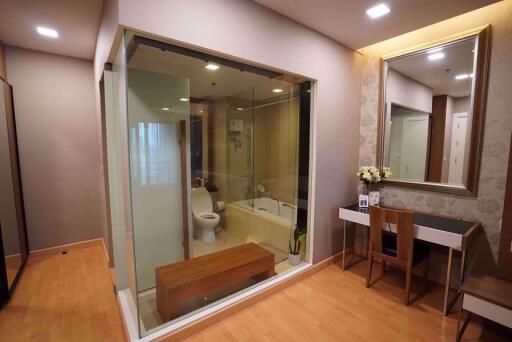 2 bed Condo in Nusasiri Grand Phra Khanong Sub District C005082