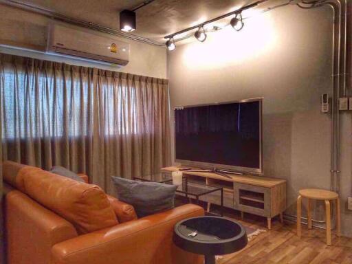 2 bed Duplex in Thonglor Tower Watthana District D005079