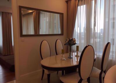 2 bed Condo in Q Langsuan Lumphini Sub District C004981