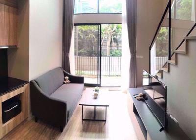 1 bed Duplex in Blossom Condo @ Sathorn-Charoenrat Thung Wat Don Sub District D004953