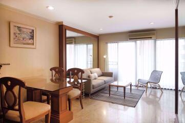 2 bed Condo in Green Point Silom Suriyawong Sub District C004948