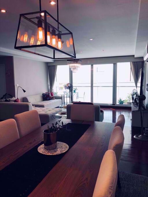 2 bed Condo in Urbana Sukhumvit 15 Khlong Toei Nuea Sub District C004905