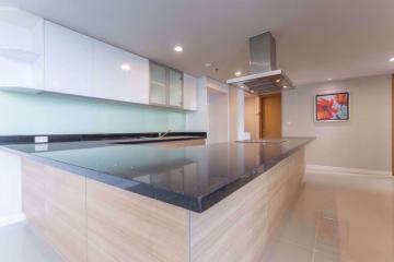 4 bed Penthouse in Circle Condominium Makkasan Sub District P004315