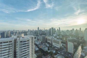 4 bed Penthouse in Circle Condominium Makkasan Sub District P004315