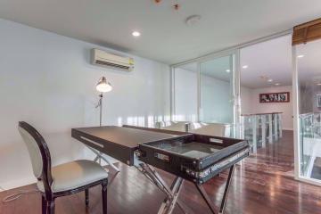 4 bed Penthouse in Circle Condominium Makkasan Sub District P004315