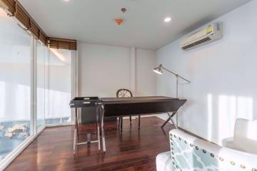 4 bed Penthouse in Circle Condominium Makkasan Sub District P004315