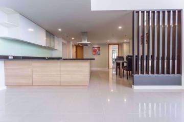 4 bed Penthouse in Circle Condominium Makkasan Sub District P004315