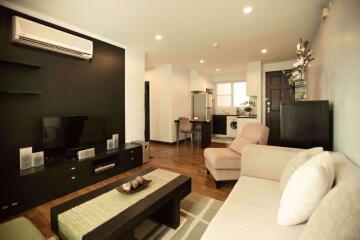 2 bed Condo in Baan Siri Sukhumvit 13 Khlong Toei Nuea Sub District C004149