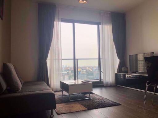 1 bed Condo in The Lofts Ekkamai Watthana District C004058