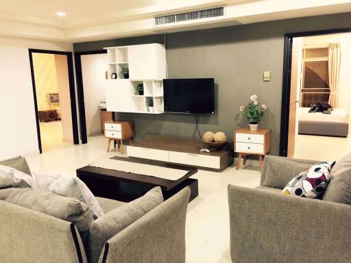 3 bed Condo in Royal Castle Khlong Tan Nuea Sub District C004047