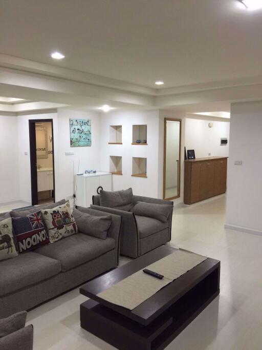 3 bed Condo in Royal Castle Khlong Tan Nuea Sub District C004047