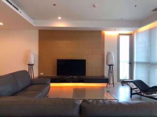 2 bed Condo in The River Khlong Ton Sai Sub District C004002