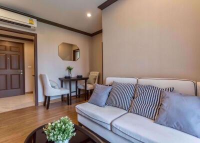 1 bed Condo in The Reserve - Kasemsan 3 Wang Mai Sub District C004064
