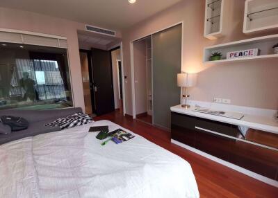 2 bed Condo in The Address Chidlom Lumphini Sub District C003956