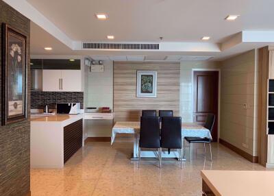 2 bed Condo in Nusasiri Grand Phra Khanong Sub District C003948