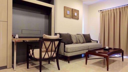 2 bed Condo in The Crest Sukhumvit 34 Khlongtan Sub District C003540